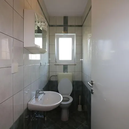 Hotel Ferienhaus-in-porec-mit-pool-melisa-8 3*